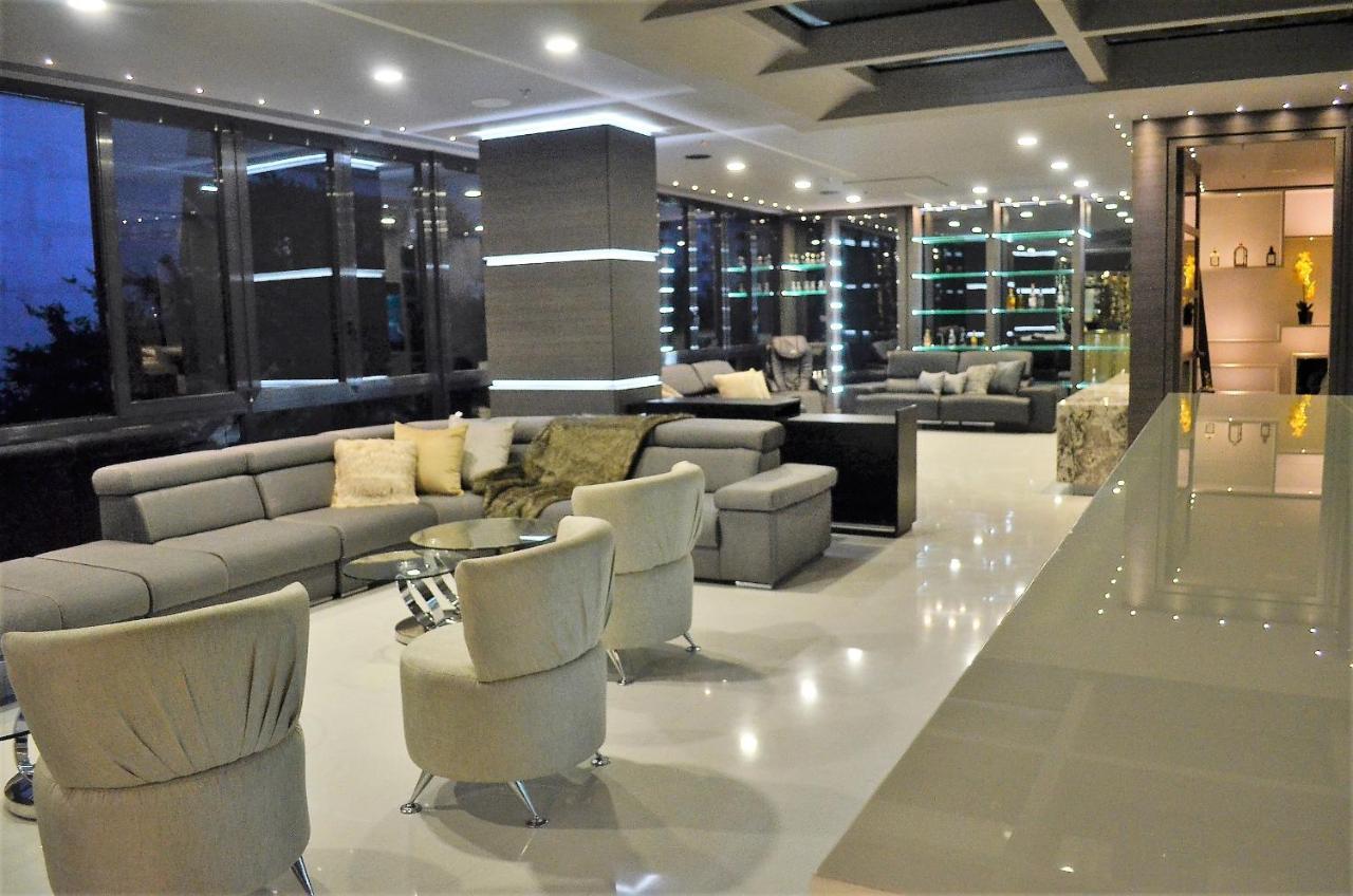 Hotel Paris Luxury Suites Medellin Exterior photo