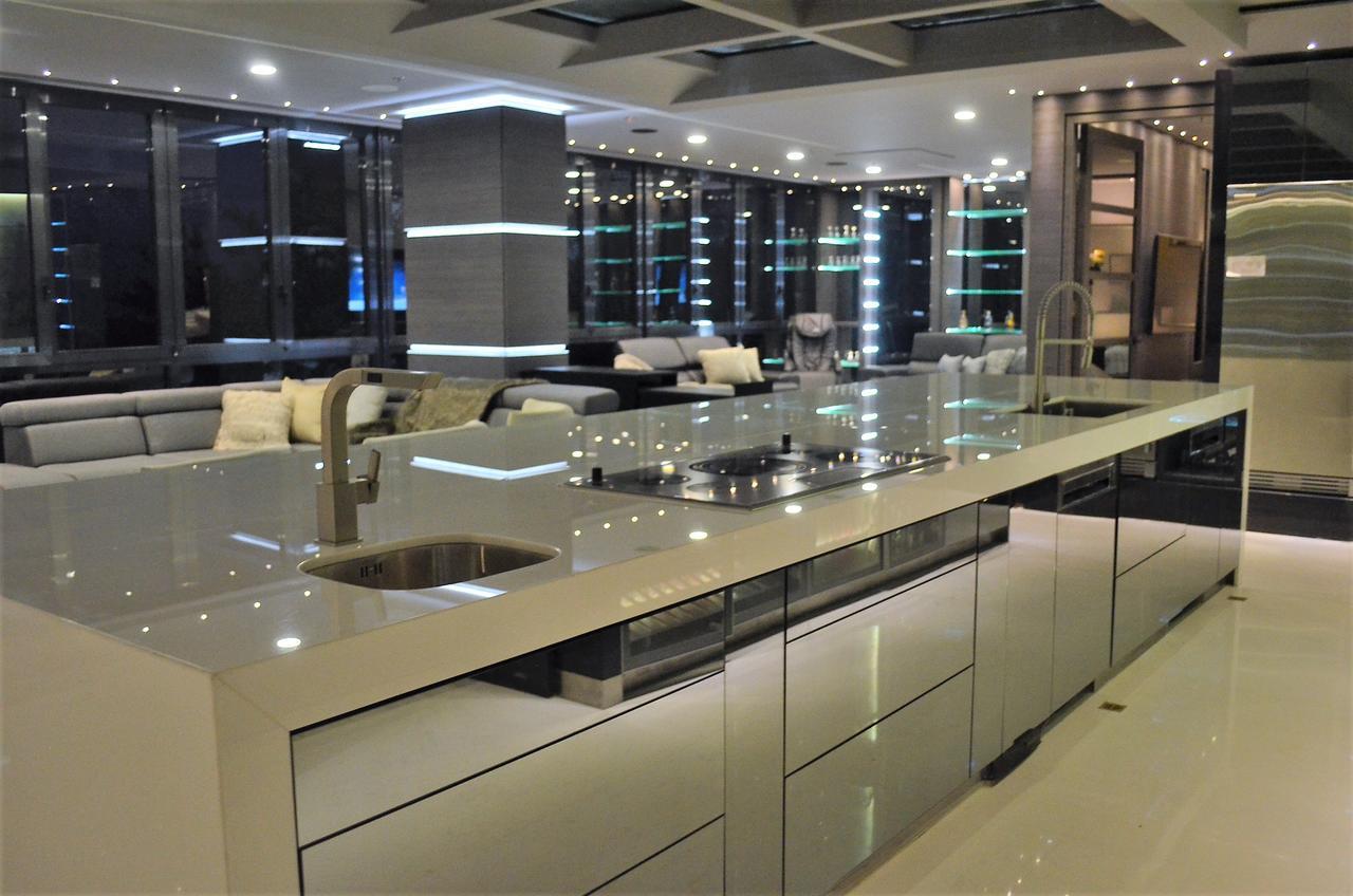 Hotel Paris Luxury Suites Medellin Room photo