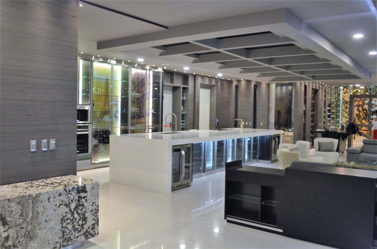 Hotel Paris Luxury Suites Medellin Exterior photo