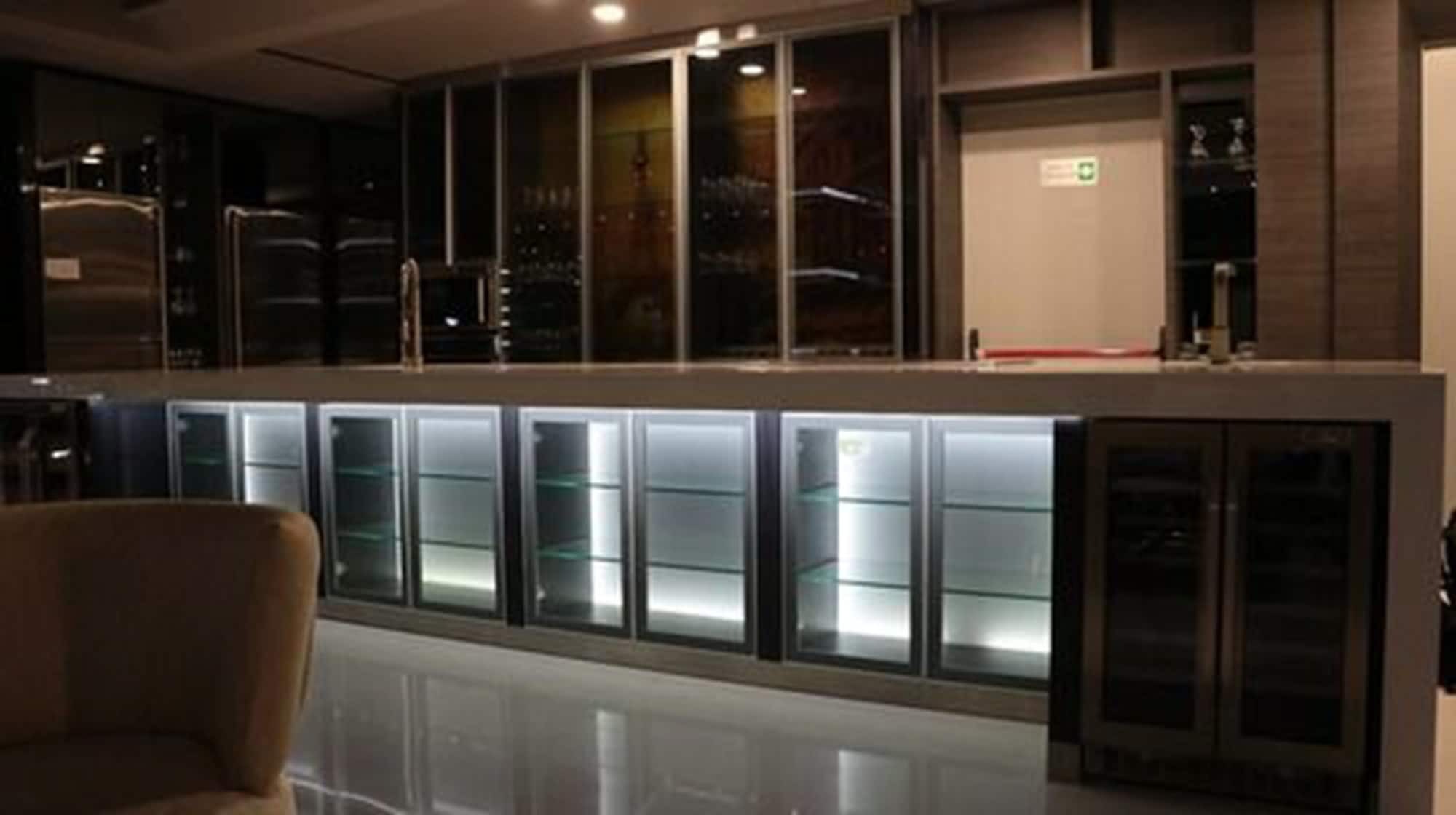 Hotel Paris Luxury Suites Medellin Exterior photo